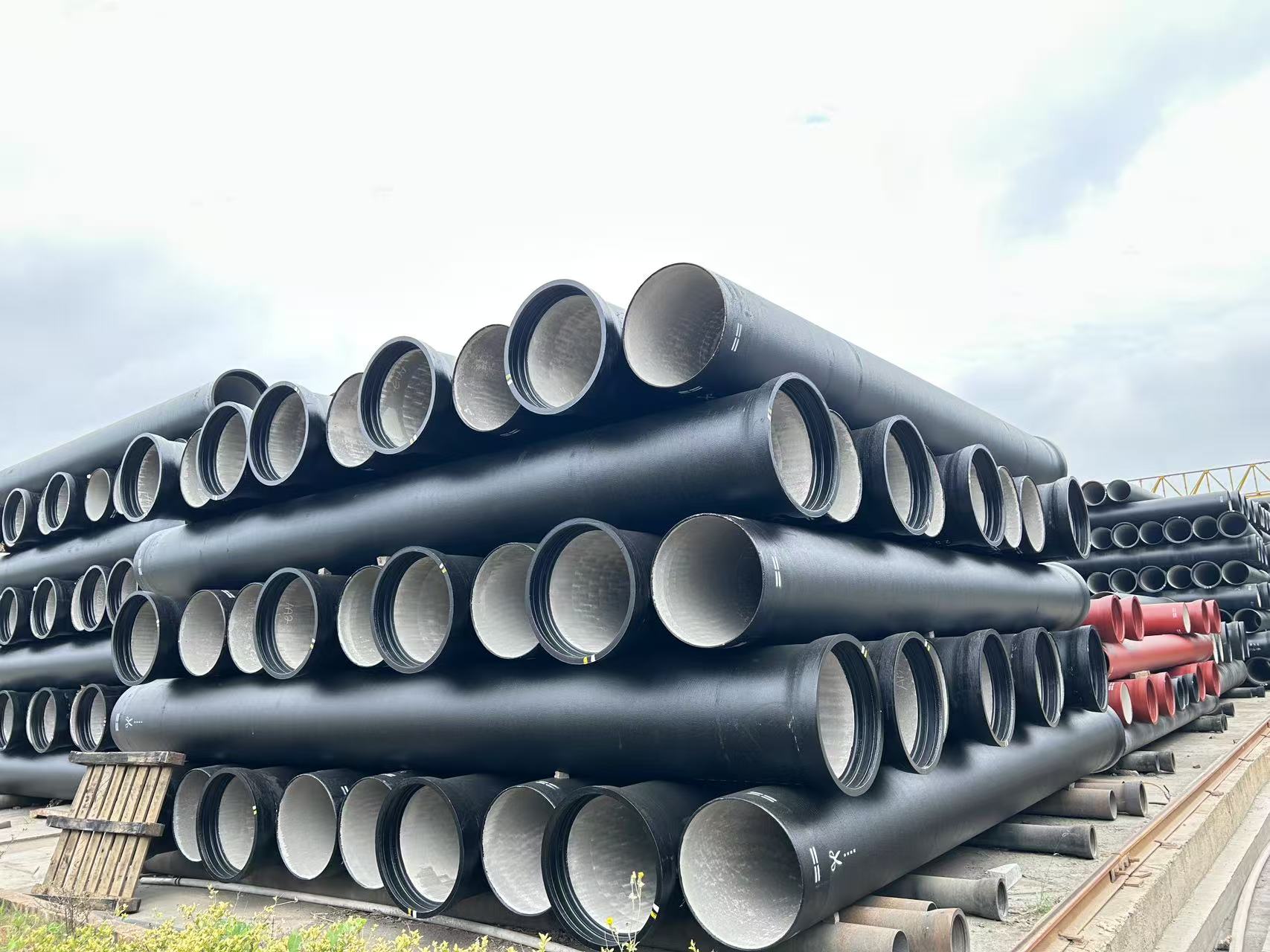 Высококачественные трубы K9 для мирового экспорта – конкурентоспособные цены!